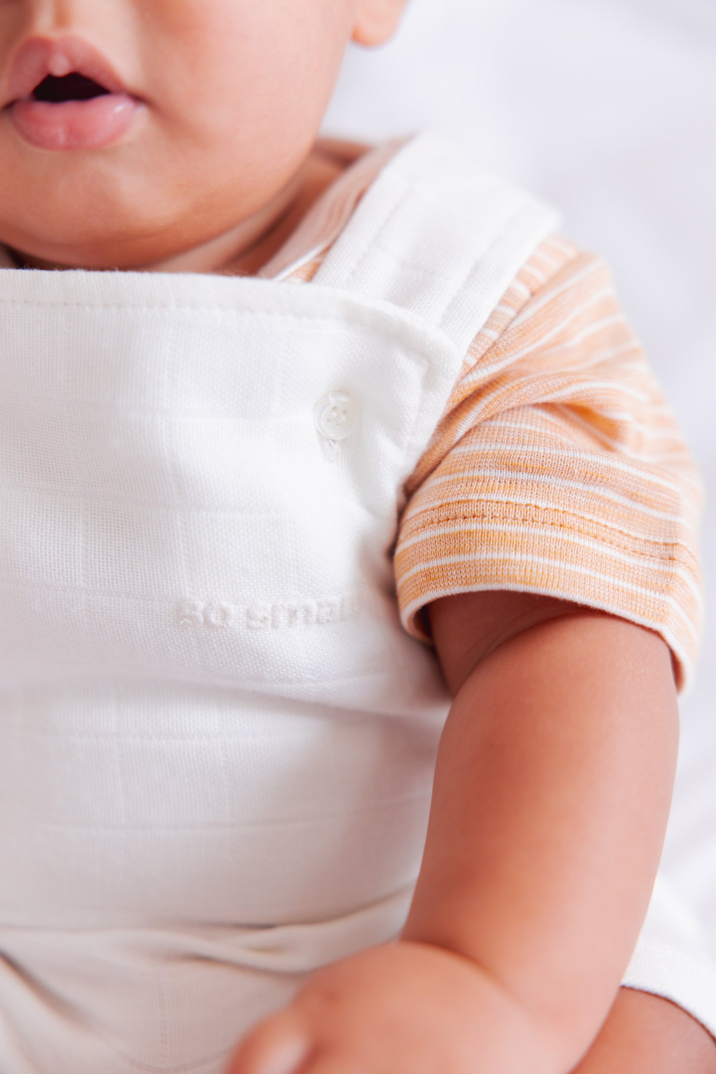 Organic Two-Piece Set (Pumpkin Striped Bodysuit+ White Muslin Jumpsuit)